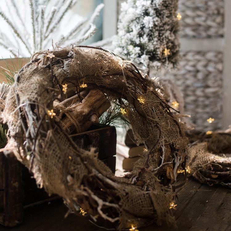 Handmade Fall Natural Rattan and Willow Wreath, featuring earthy tones and unique textures, perfect for Christmas decoration.