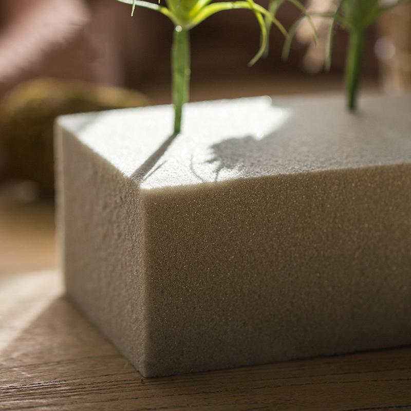 Set of 3 Flower Mud Dry Flower Foam Bricks in gray, ideal for floral arrangements and crafts.