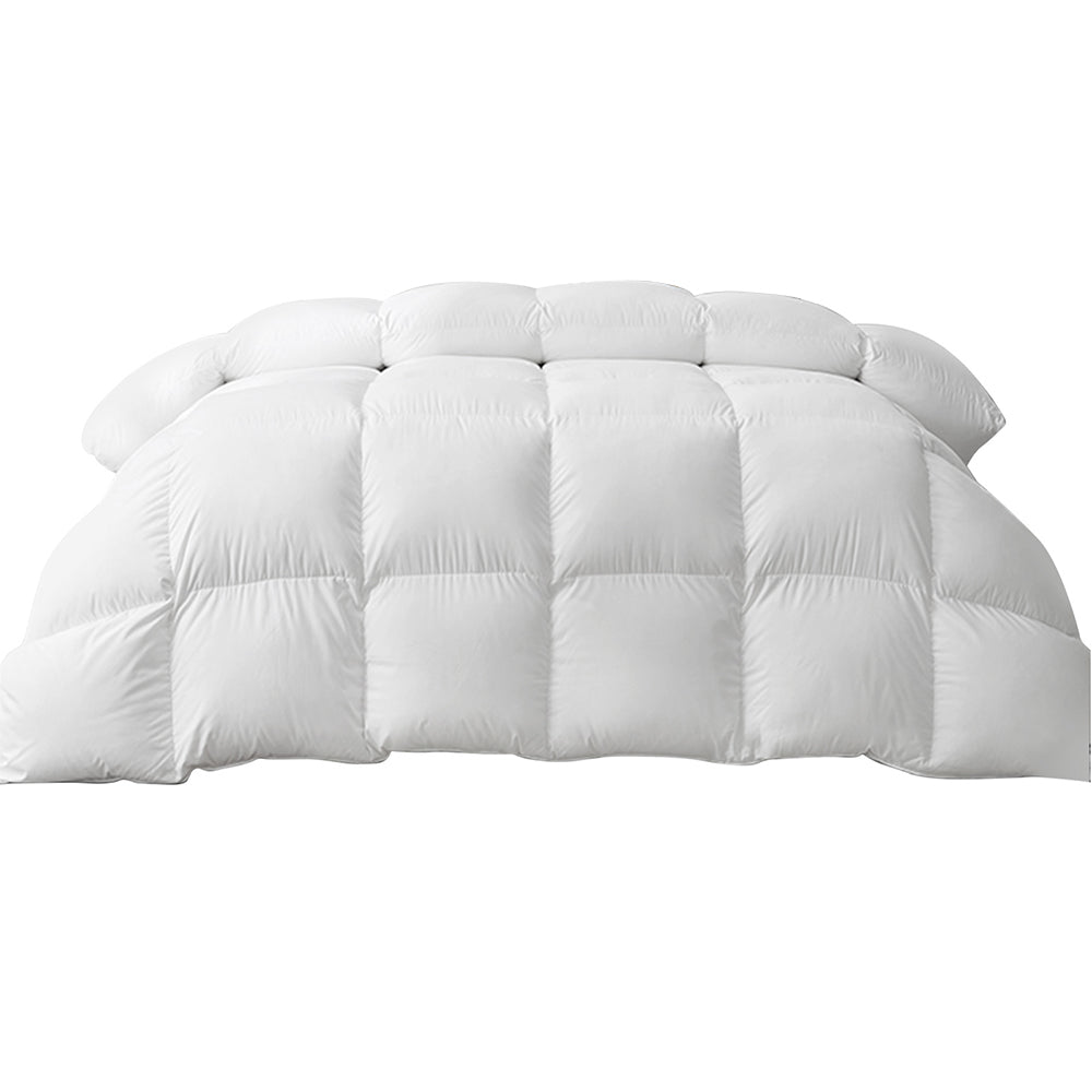 Giselle Bedding King Size Goose Down Feather Quilt with 500GSM filling, featuring a soft cotton cover and baffle construction for optimal warmth.