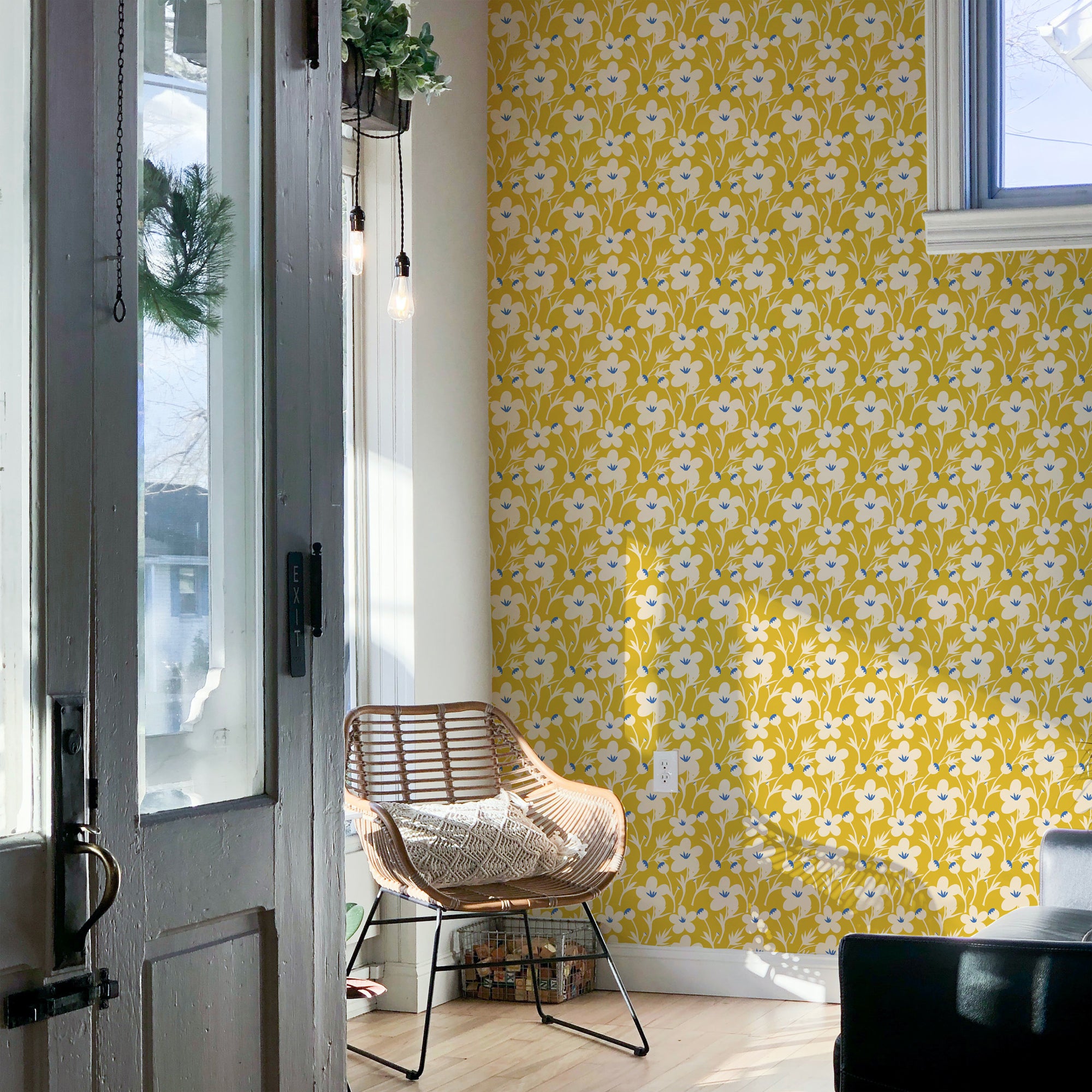 Happy Flowers Wallpaper featuring vibrant floral patterns on a smooth surface, ideal for home decor.