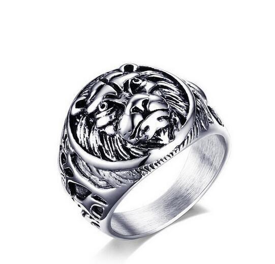 High quality stainless steel lion biker ring showcasing intricate animal design, perfect for punk fashion enthusiasts.