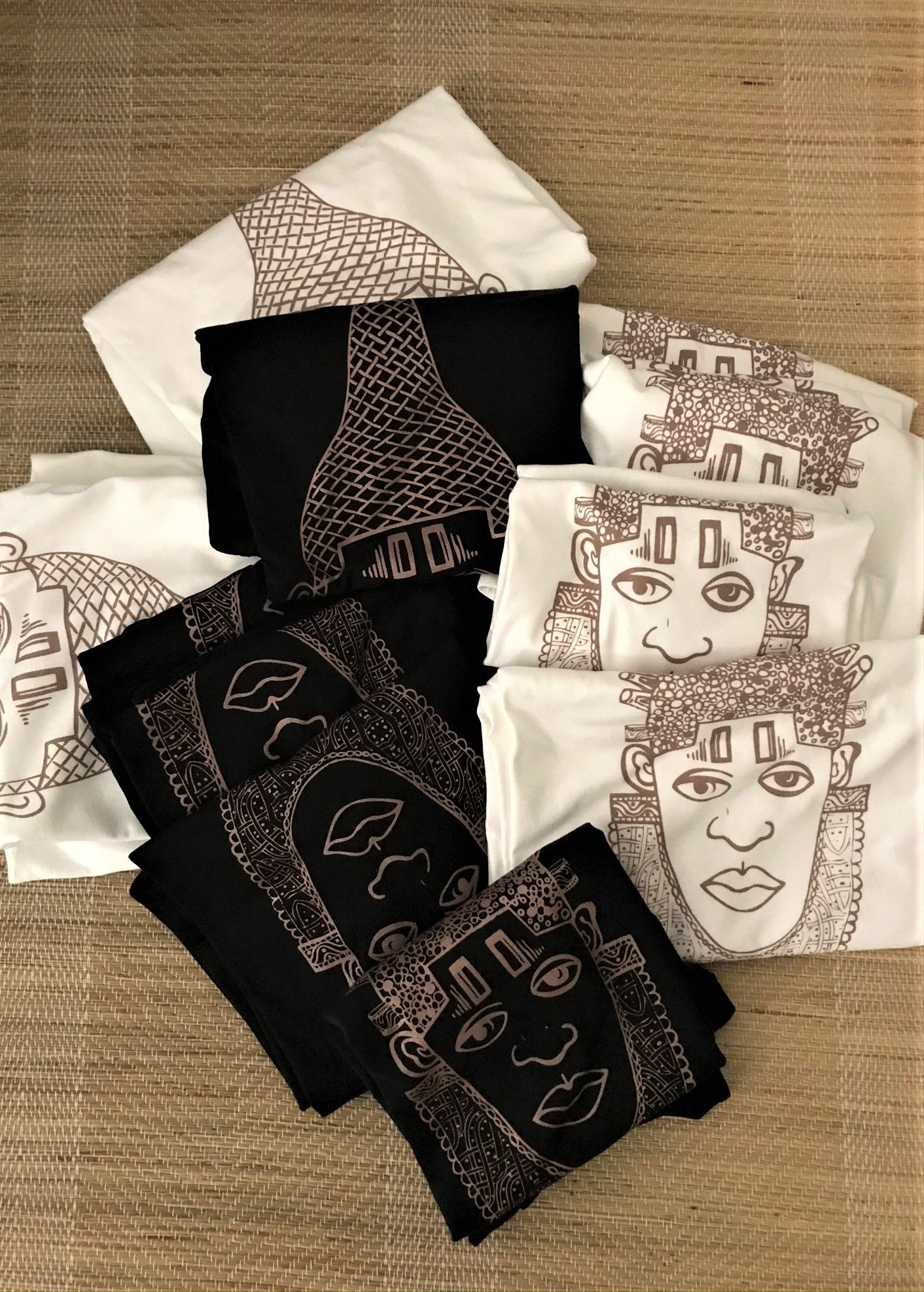 IDIA Art Earth Positive Tee in Gold on Grey featuring a contemporary design of Queen IDIA from the Benin Kingdom, made from 100% organic cotton.