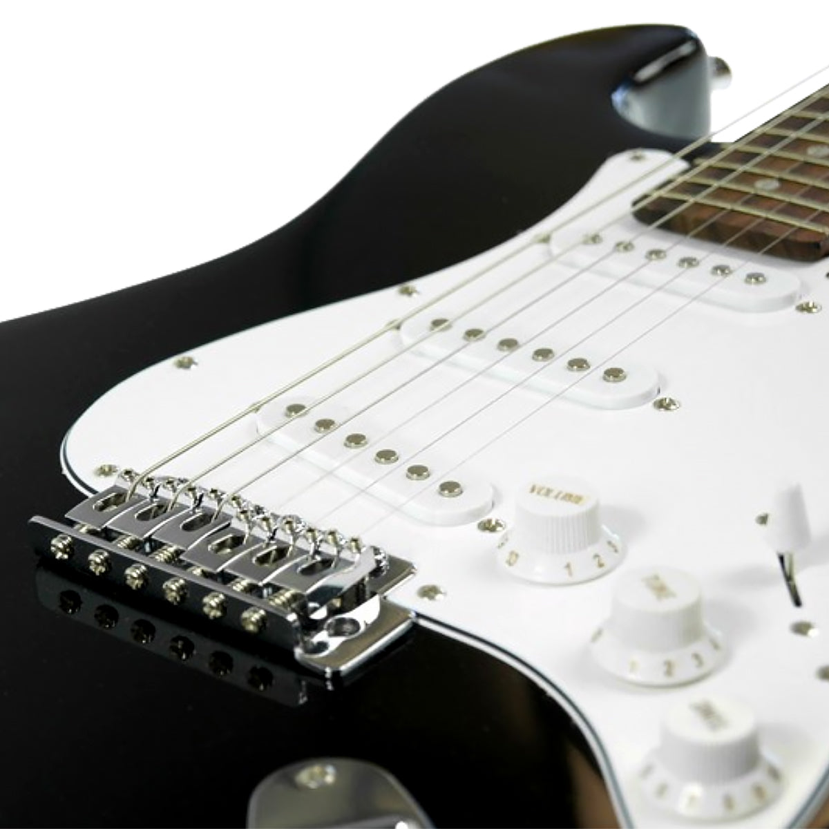 Karrera 39in Electric Guitar in Black with adjustable bridge and removable whammy bar.