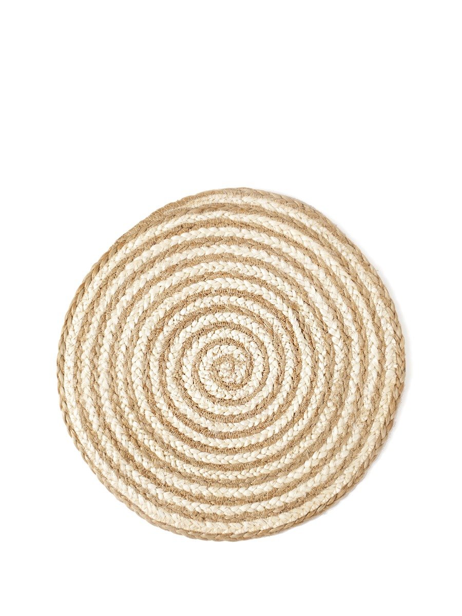 Set of 4 natural jute round placemats with braided texture, perfect for dining tables.