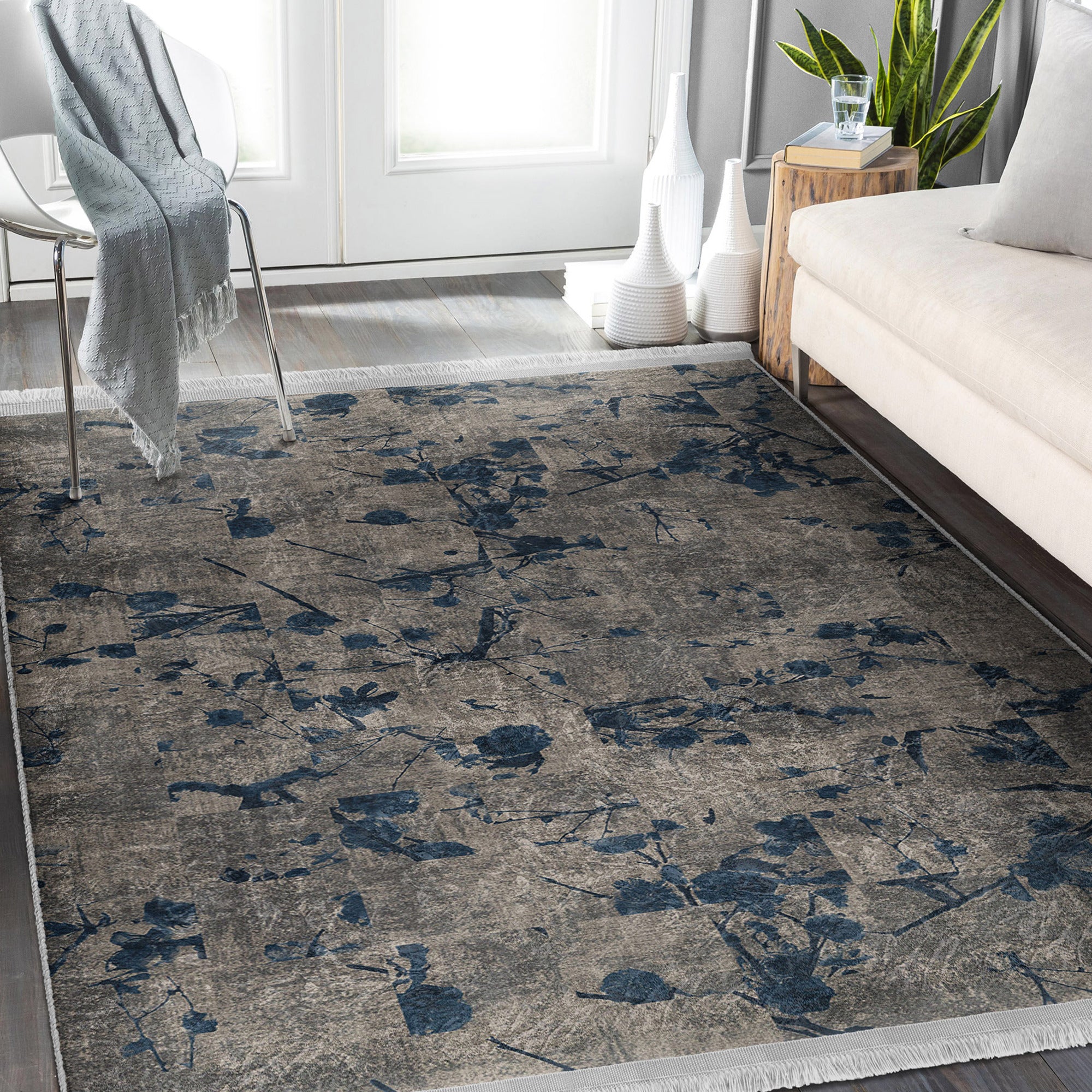 Homeezone Living Room Washable Area Rug featuring modern patterns and fringes, made from soft cotton and polyester blend.