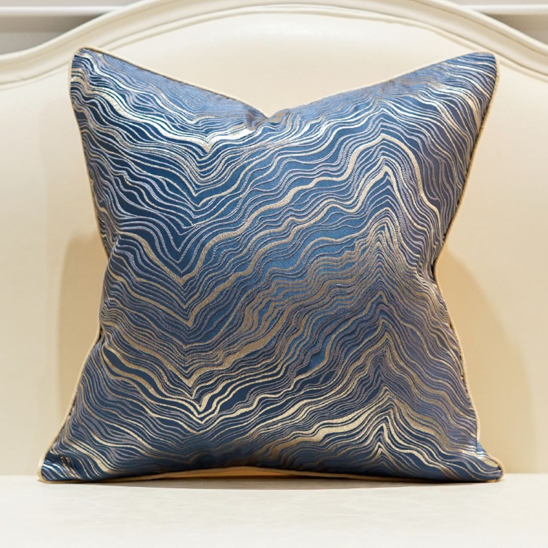 Luxury African Jacquard Cushion Cover showcasing intricate patterns and earthy tones, perfect for enhancing home decor.