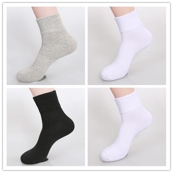 Mens 10 pairs of wholesale socks in grey, black, and white, ideal for camping and hiking, made from comfortable cotton material.