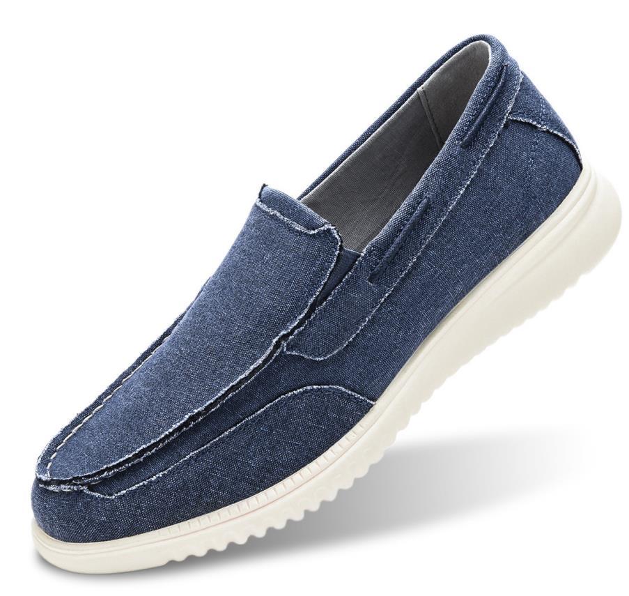 Men's Boat Shoes Slip On in stylish moc toe design, made from lightweight canvas, perfect for casual and outdoor wear.