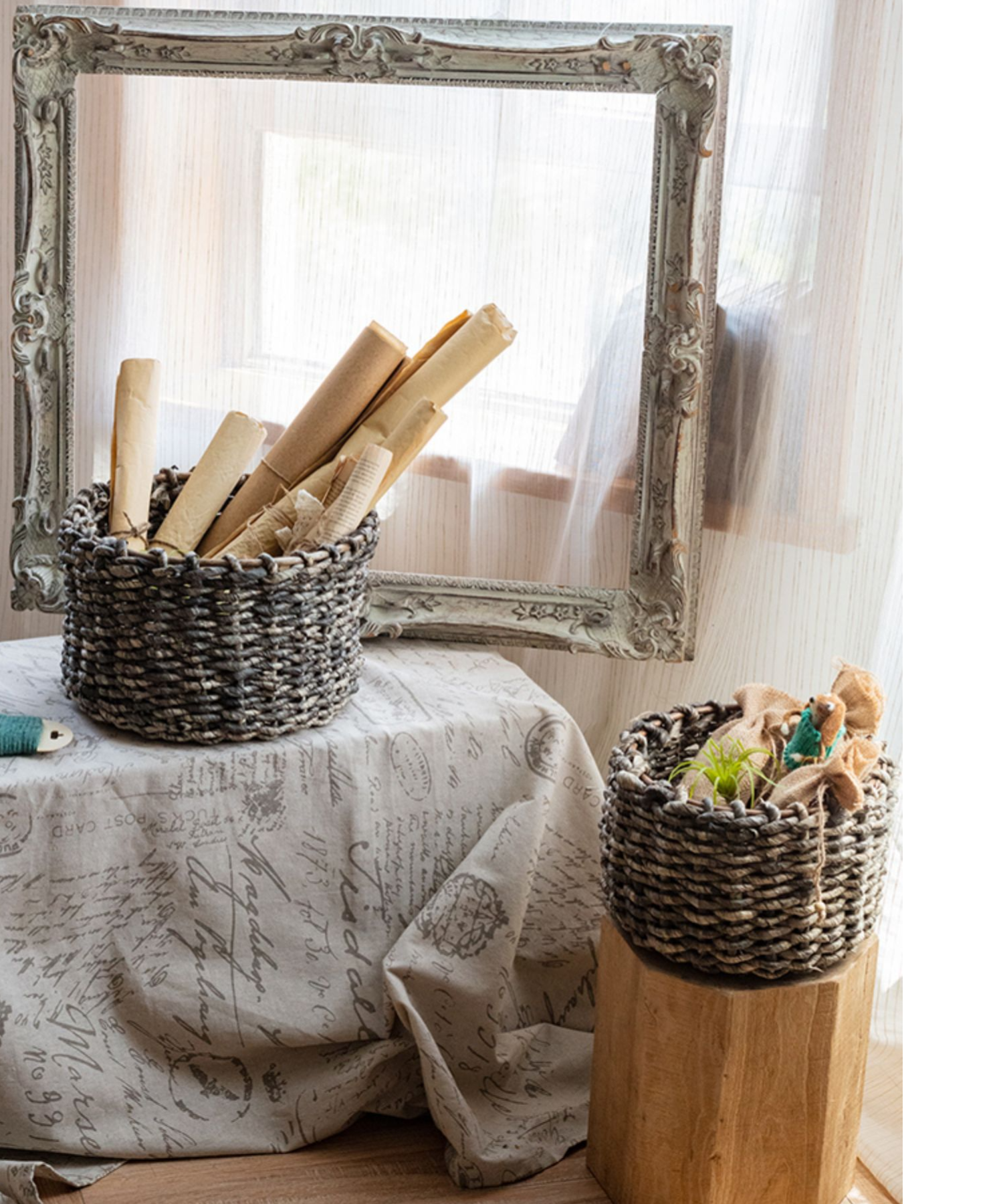 Natural Brown Straw Round Basket, eco-friendly corn rope material, available in small and large sizes, perfect for home organization.