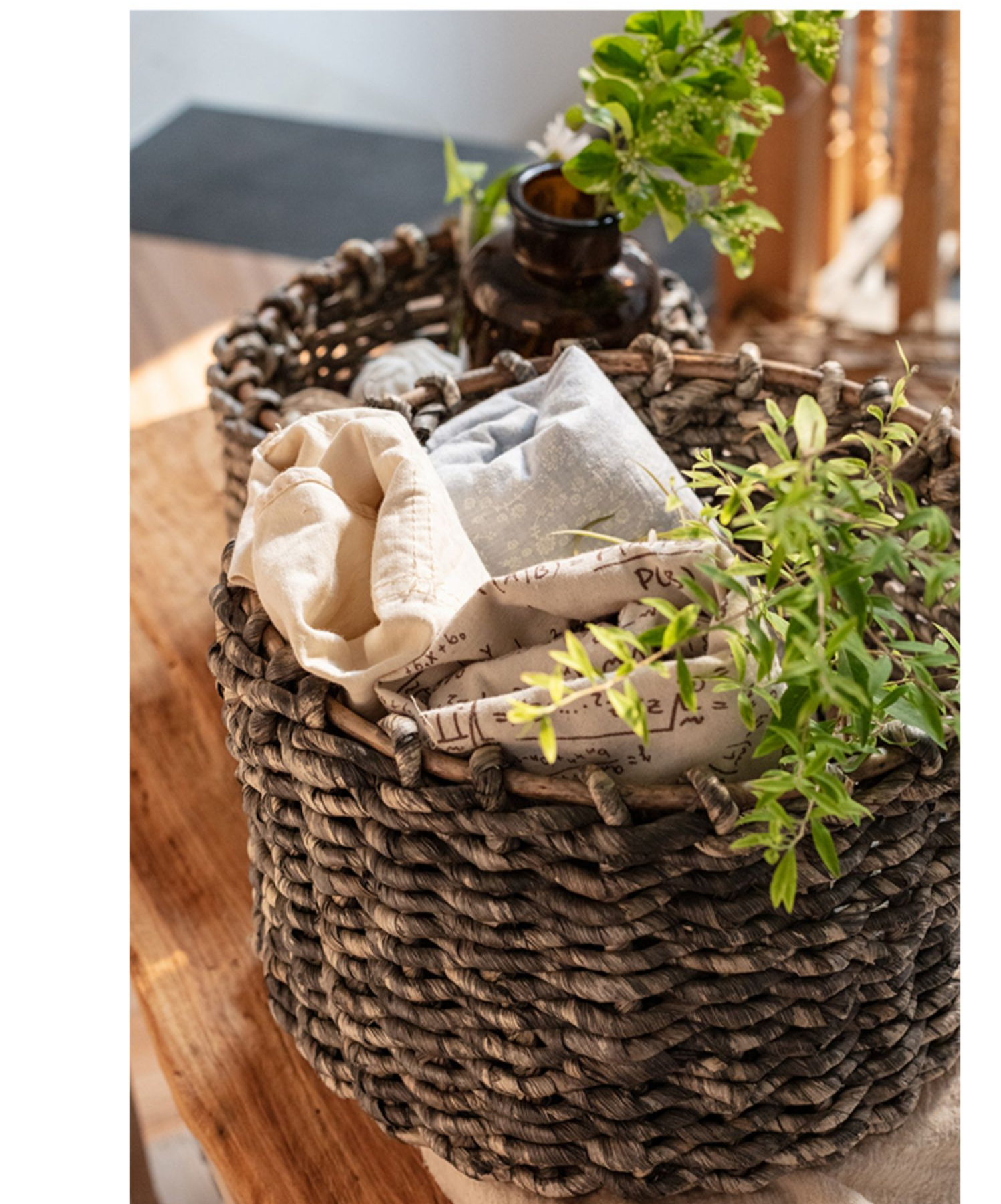 Natural Brown Straw Round Basket, eco-friendly corn rope material, available in small and large sizes, perfect for home organization.