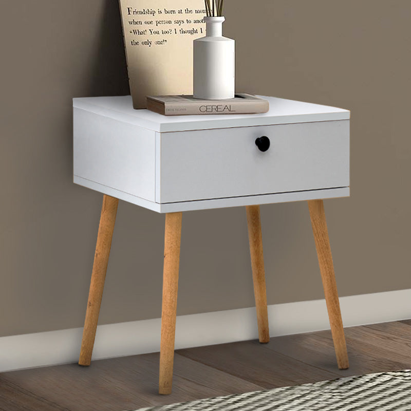 CLARA White Nightstand with one drawer, melamine finish, dimensions 45x35x61 cm, stylish and functional design.