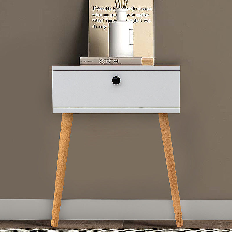 CLARA White Nightstand with one drawer, melamine finish, dimensions 45x35x61 cm, stylish and functional design.