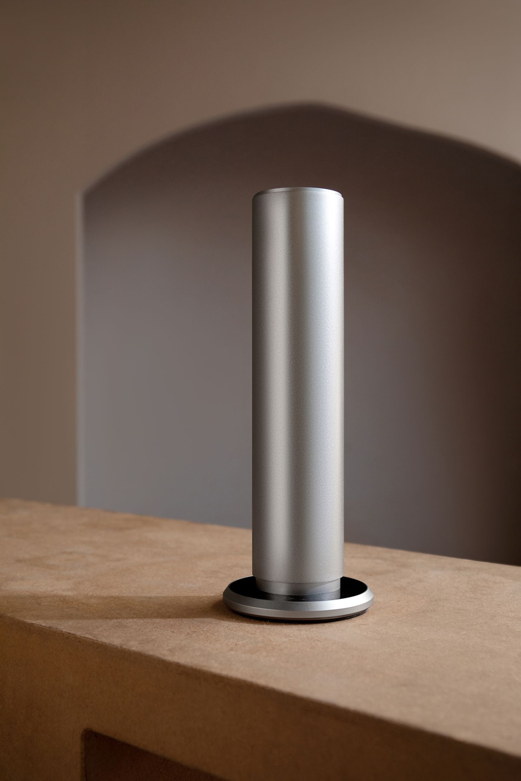 Noryan Home Luxury Waterless Diffuser showcasing sleek design and essential oil bottle.