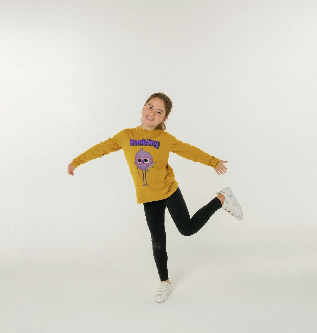 Organic Children's Long-Sleeved T-shirt in Bumbling design, made from certified organic cotton, showcasing vibrant colors and a comfortable fit.