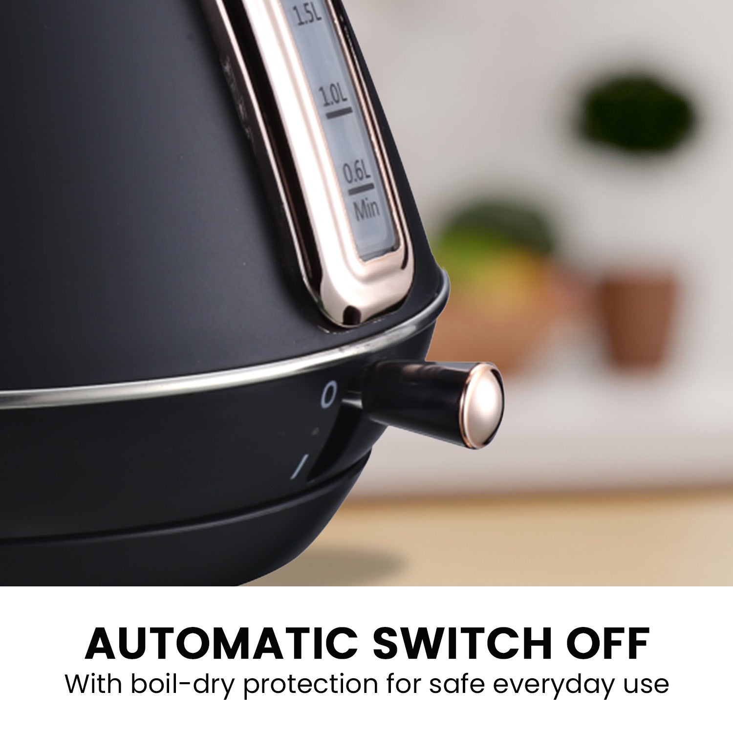 Pronti Rose Trim Collection Toaster and Kettle Bundle in Black with rose gold accents, showcasing modern kitchen elegance.