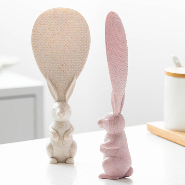 Rabbit-shaped kitchen spatulas.