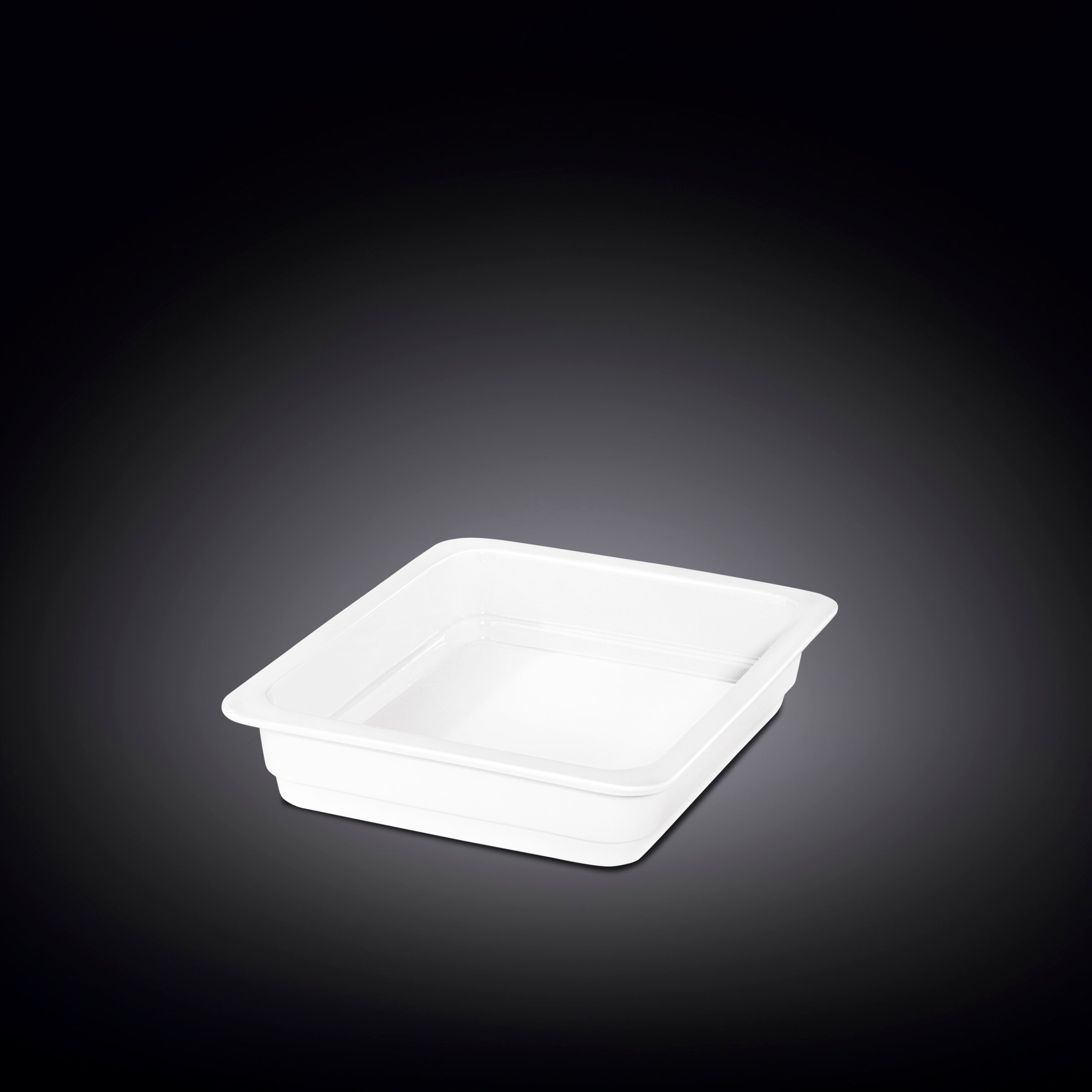 RECTANGULAR GASTRONORM 1/2 chafing dish, dimensions 26 x 33 x 6.5 cm, ideal for serving warm food.