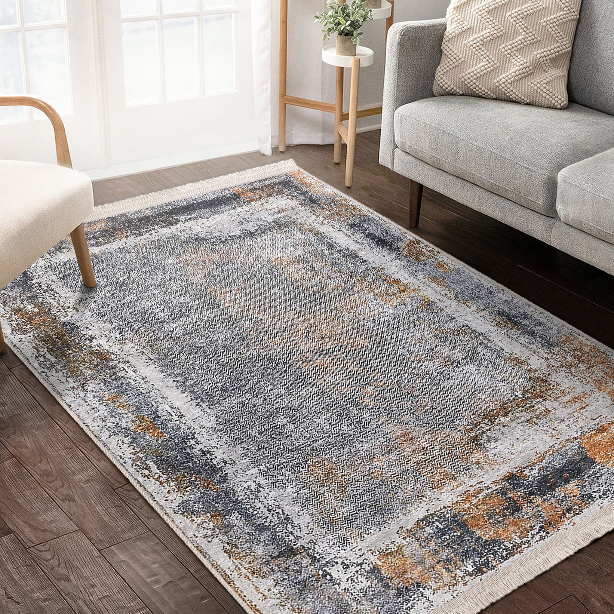 Homeezone Retro Classic Washable Rug featuring vintage design with fringes, made of cotton and polyester blend, showcasing its machine-washable feature.