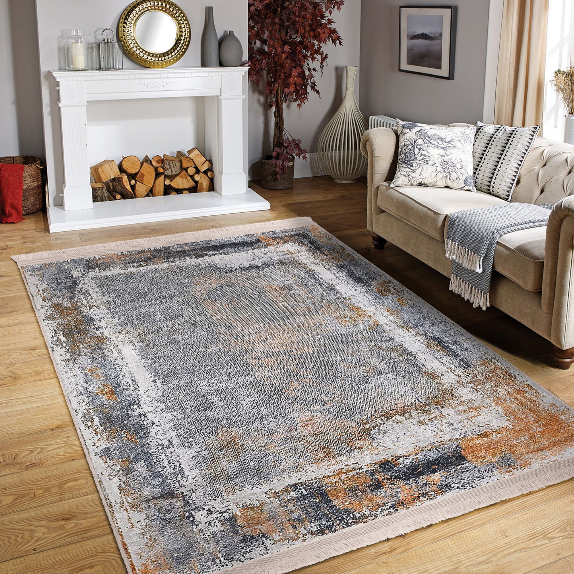 Homeezone Retro Classic Washable Rug featuring vintage design with fringes, made of cotton and polyester blend, showcasing its machine-washable feature.