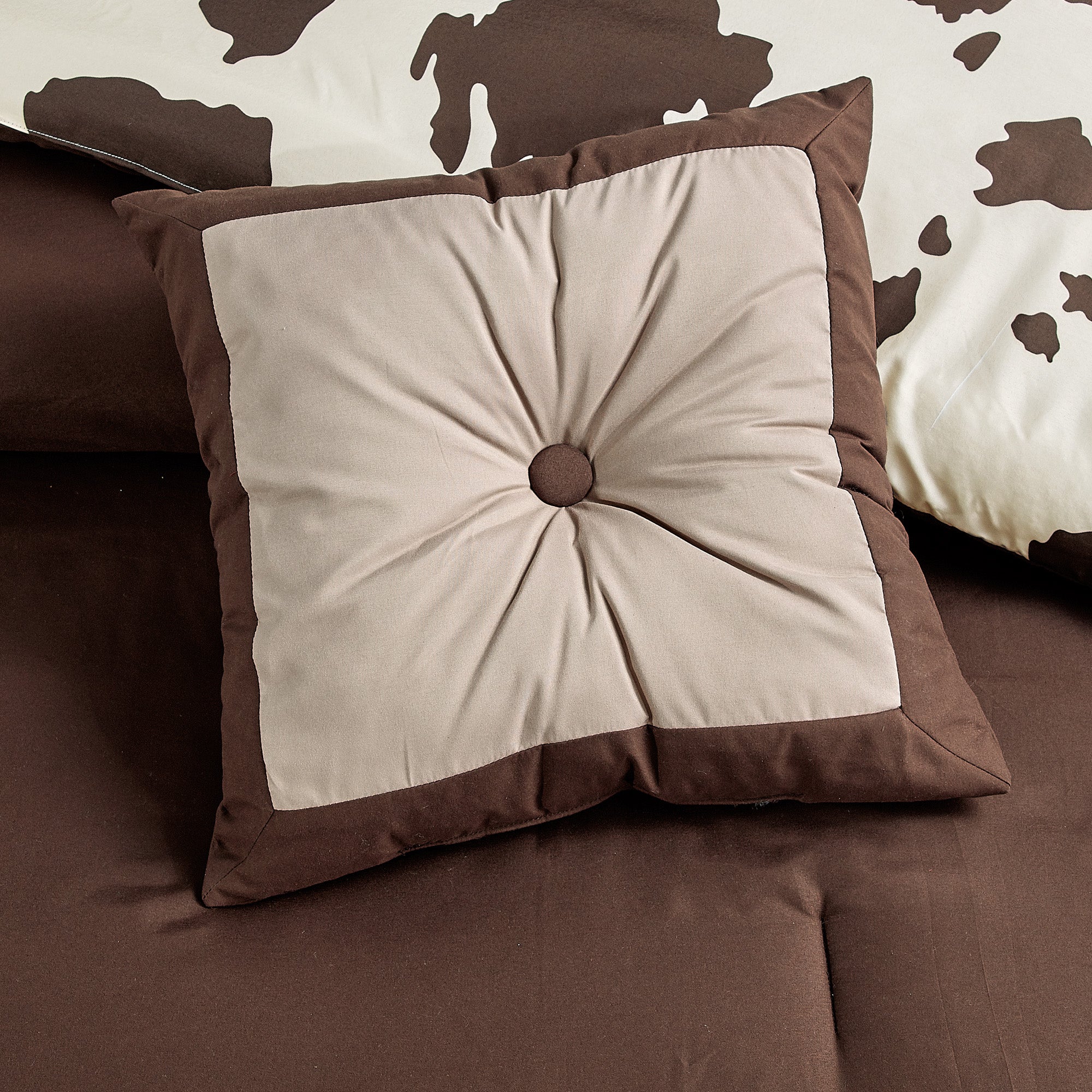 Reversible Cowhide Lovers Brown Horseshoe Comforter Set showcasing a luxurious design with creamy off-white and tawny brown colors, perfect for Western-themed decor.