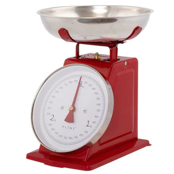 A stainless steel kitchen scale with a dishwasher-safe bowl, measuring 3 kg capacity, designed for precise ingredient measurements.