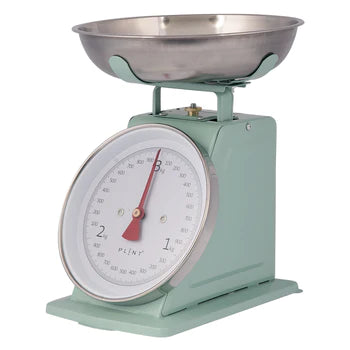 A stainless steel kitchen scale with a dishwasher-safe bowl, measuring 3 kg capacity, designed for precise ingredient measurements.