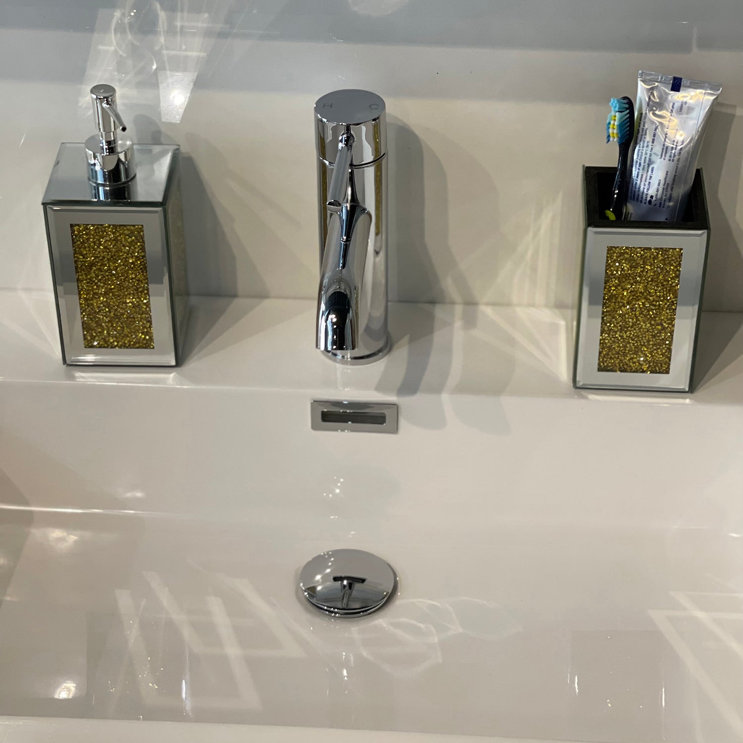 Gold Crushed Square Soap Dispenser and Toothbrush Holder set in an elegant gift box, showcasing luxurious crushed diamond glass and gold accents.