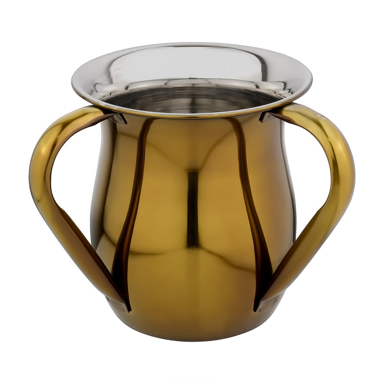 Elegant stainless steel gold wash cup for kitchen and bathroom use, showcasing its modern design and luxurious finish.