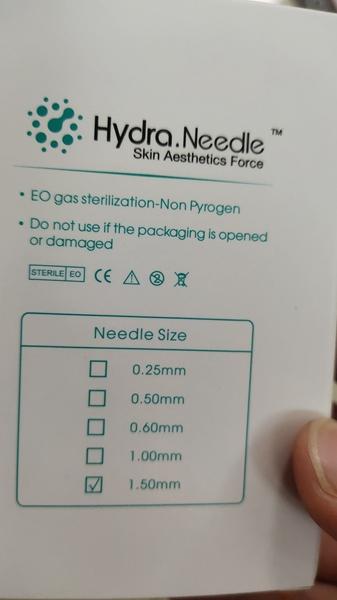 20 Pin Hydra Needles Microneedles Applicator with titanium and 24K gold plated needles for skincare.