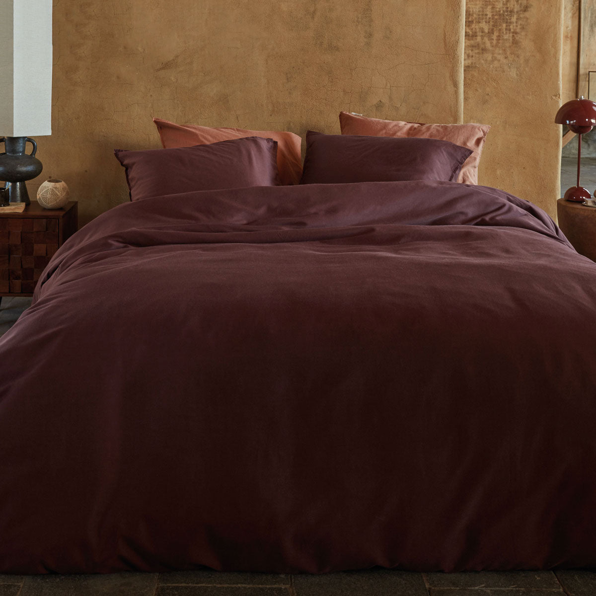 VTWonen Earth Dark Red Quilt Cover Set King featuring a solid dark red design, made from soft 100% cotton fabric.