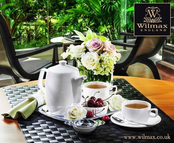 Elegant white 7 oz tea cup and saucer set made of fine porcelain, perfect for tea lovers and special occasions.