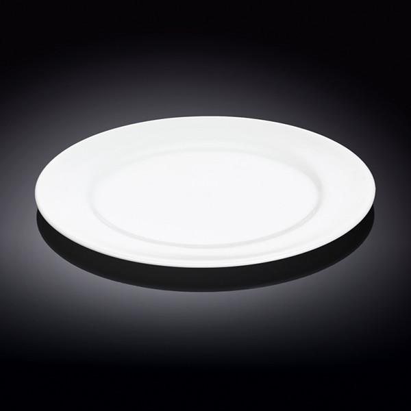 A set of elegant 10-inch white dinner plates made from fine porcelain, showcasing a smooth surface and rolled rim design.