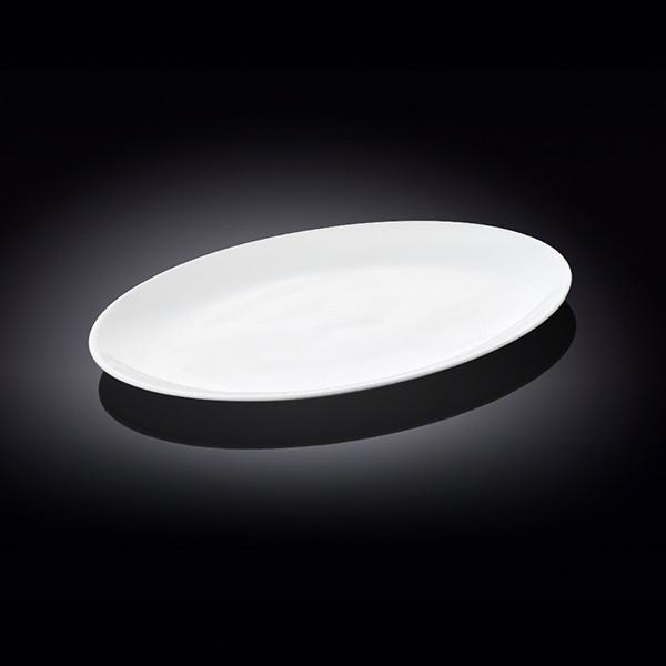 Wilmax 14-inch white oval platter showcasing elegant design, perfect for serving various dishes.