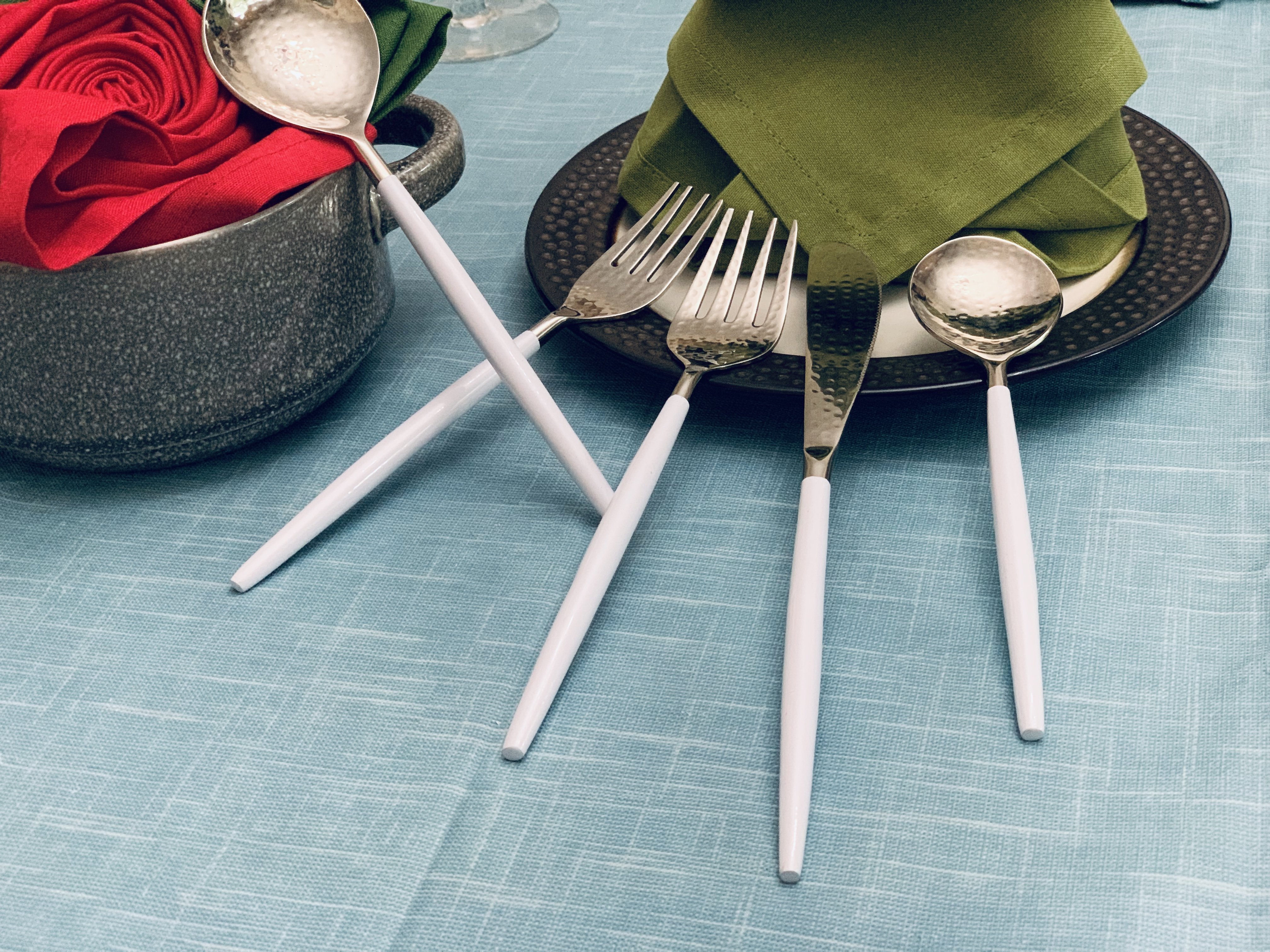 Elegant White & Silver Flatware Stainless Steel Set of 20 with handcrafted design and hammered finish.