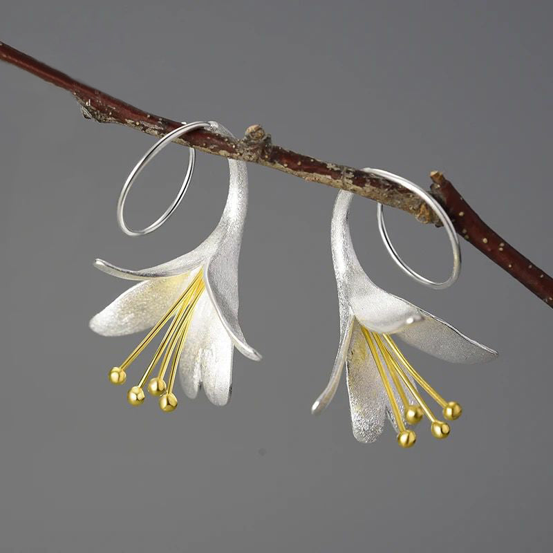 Elegant Bellflower Earrings made of 925 sterling silver with gold-plated stamens, showcasing intricate floral design.