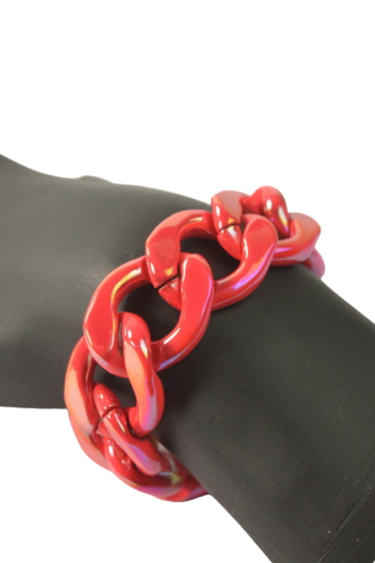 AB Color Chain Bracelet featuring double plating and lobster claw clasp, designed for comfort and style.