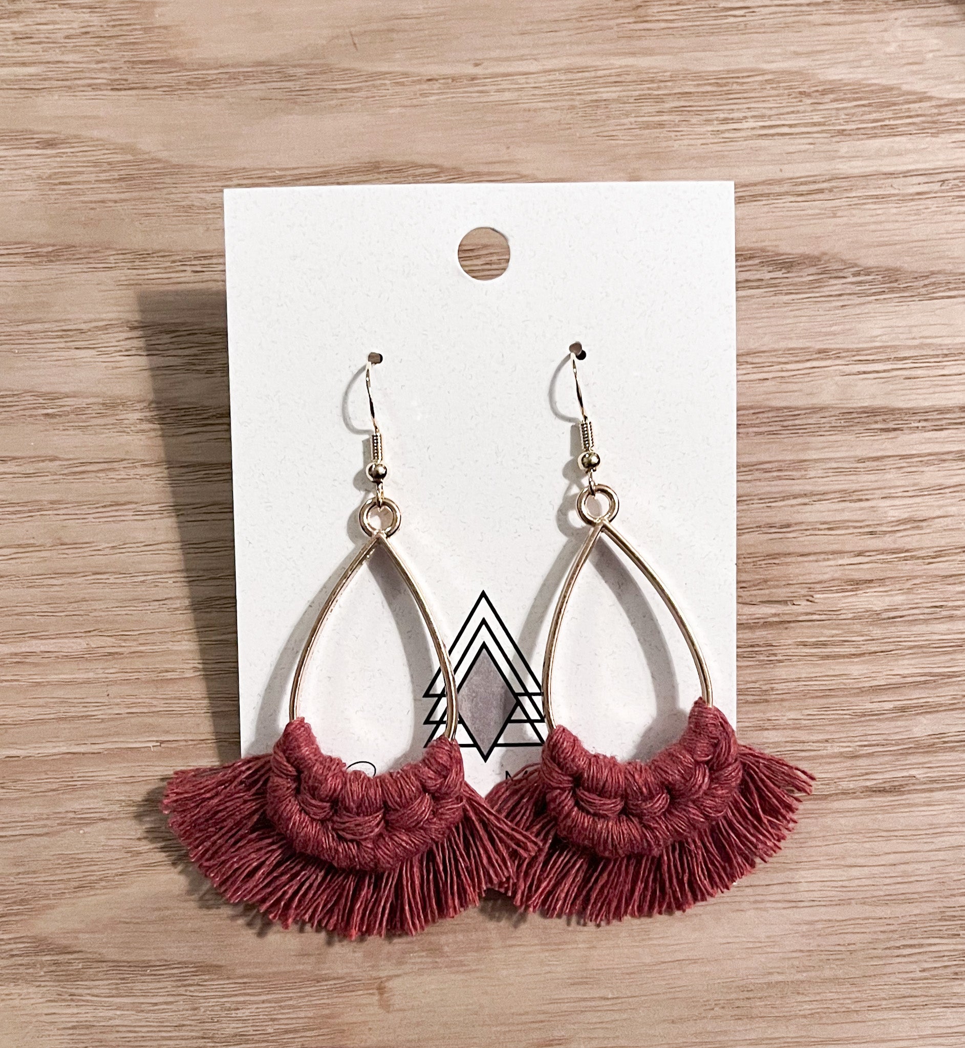 Cinnamon Teardrop Earrings made from 100% macrame cotton, featuring a unique teardrop shape and lightweight design.