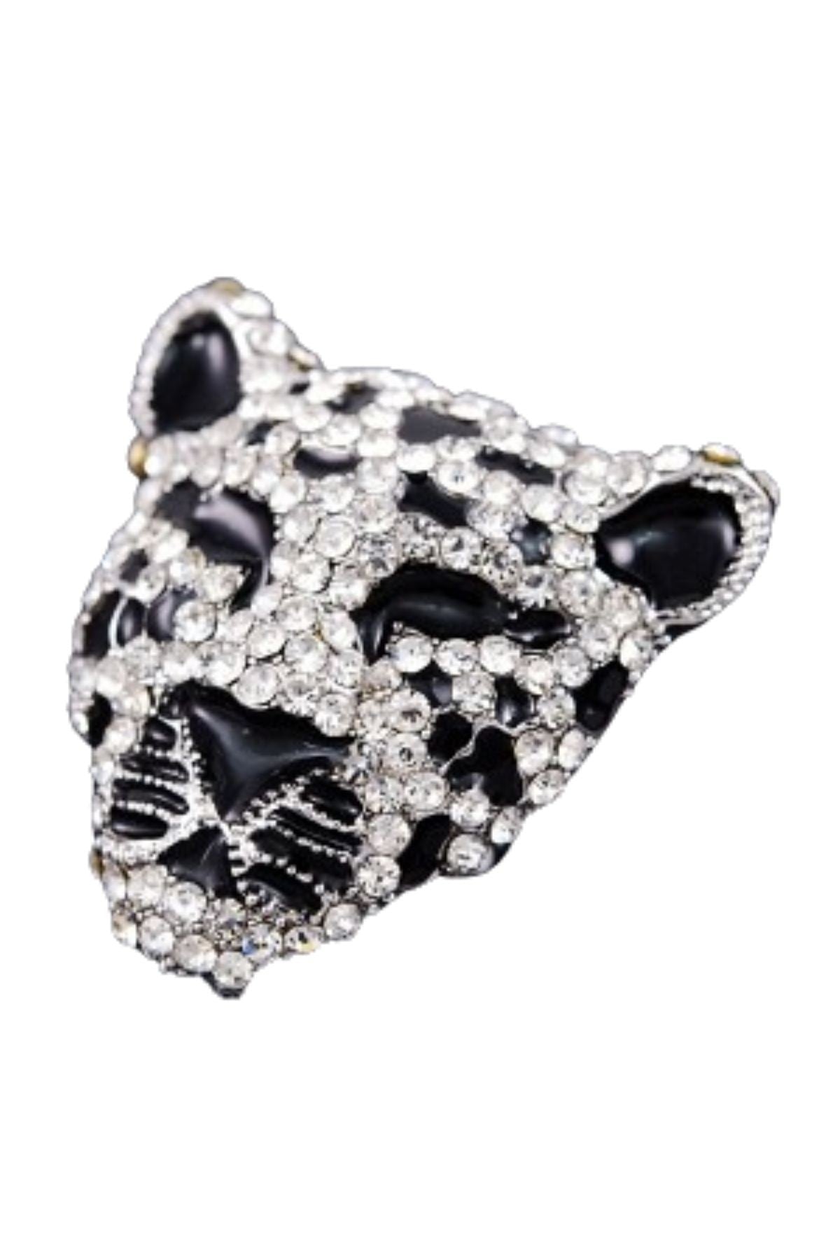 A stunning Crystal Leopard Mask Ring featuring intricate leopard design and sparkling crystals, perfect for elegant occasions.