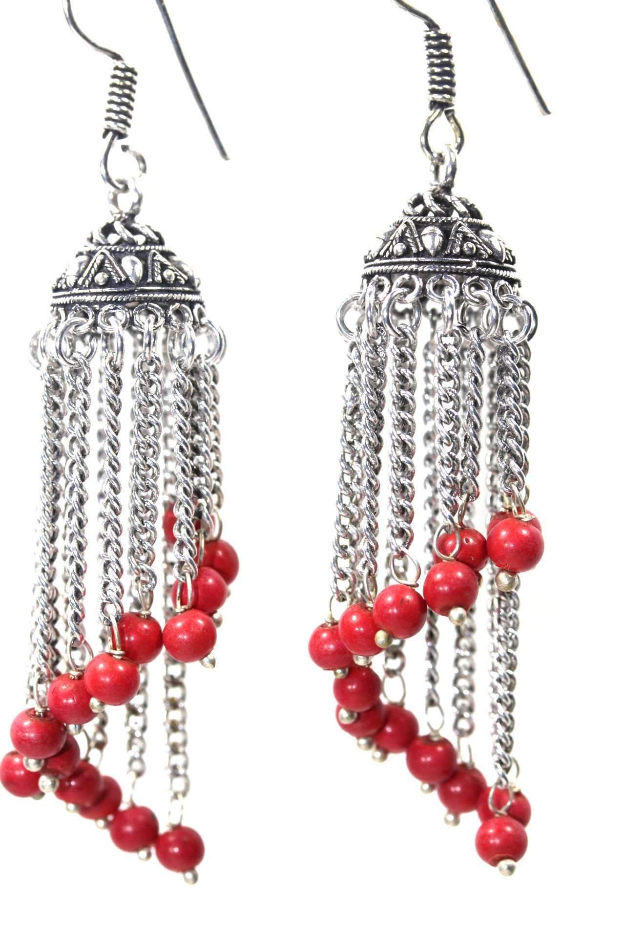 Curving Dangle Chandelier Bead Earrings featuring vibrant marbled beads and silver tone links, elegantly designed for a stylish look.