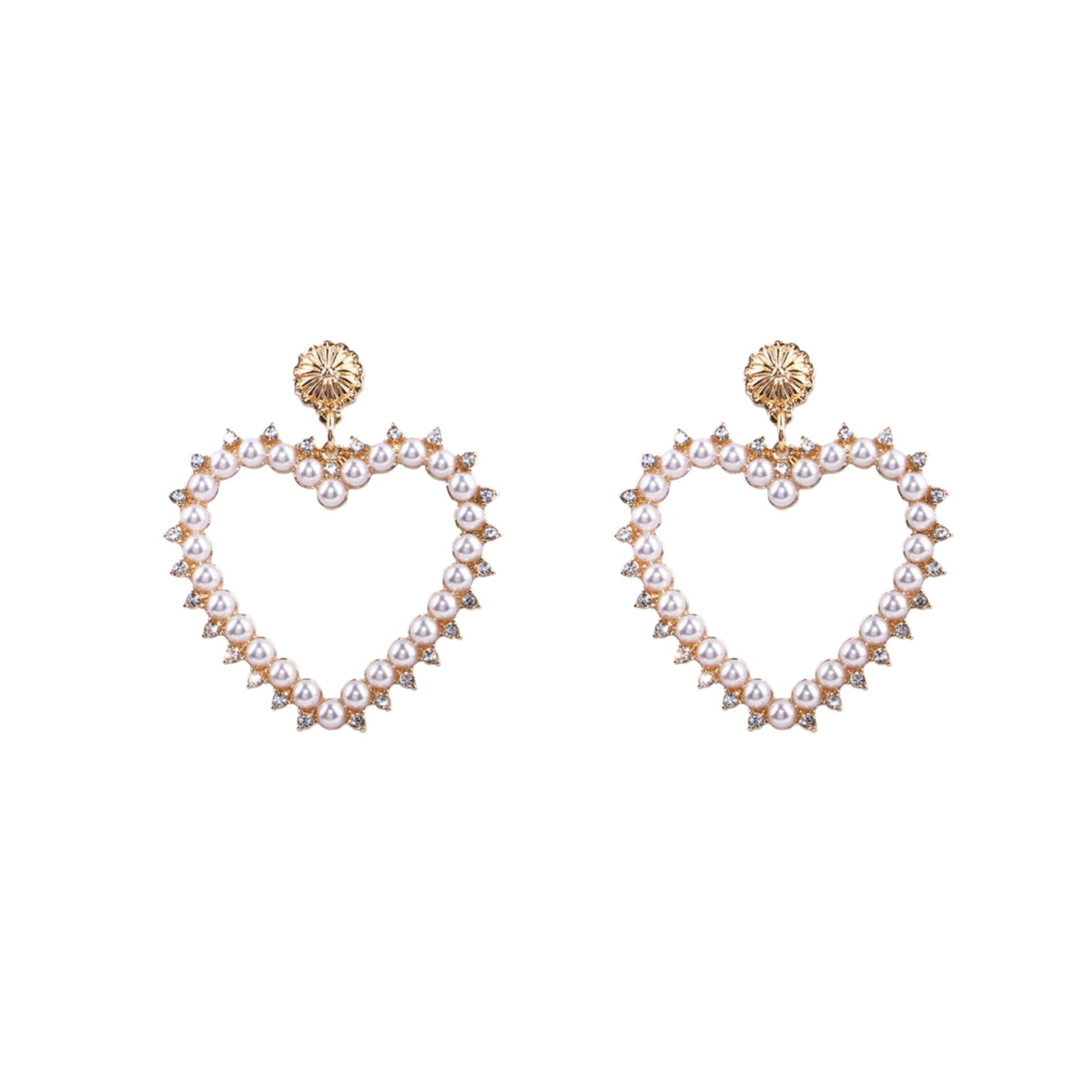 Elegant heart-shaped earrings featuring high-quality pearls, perfect for any occasion.