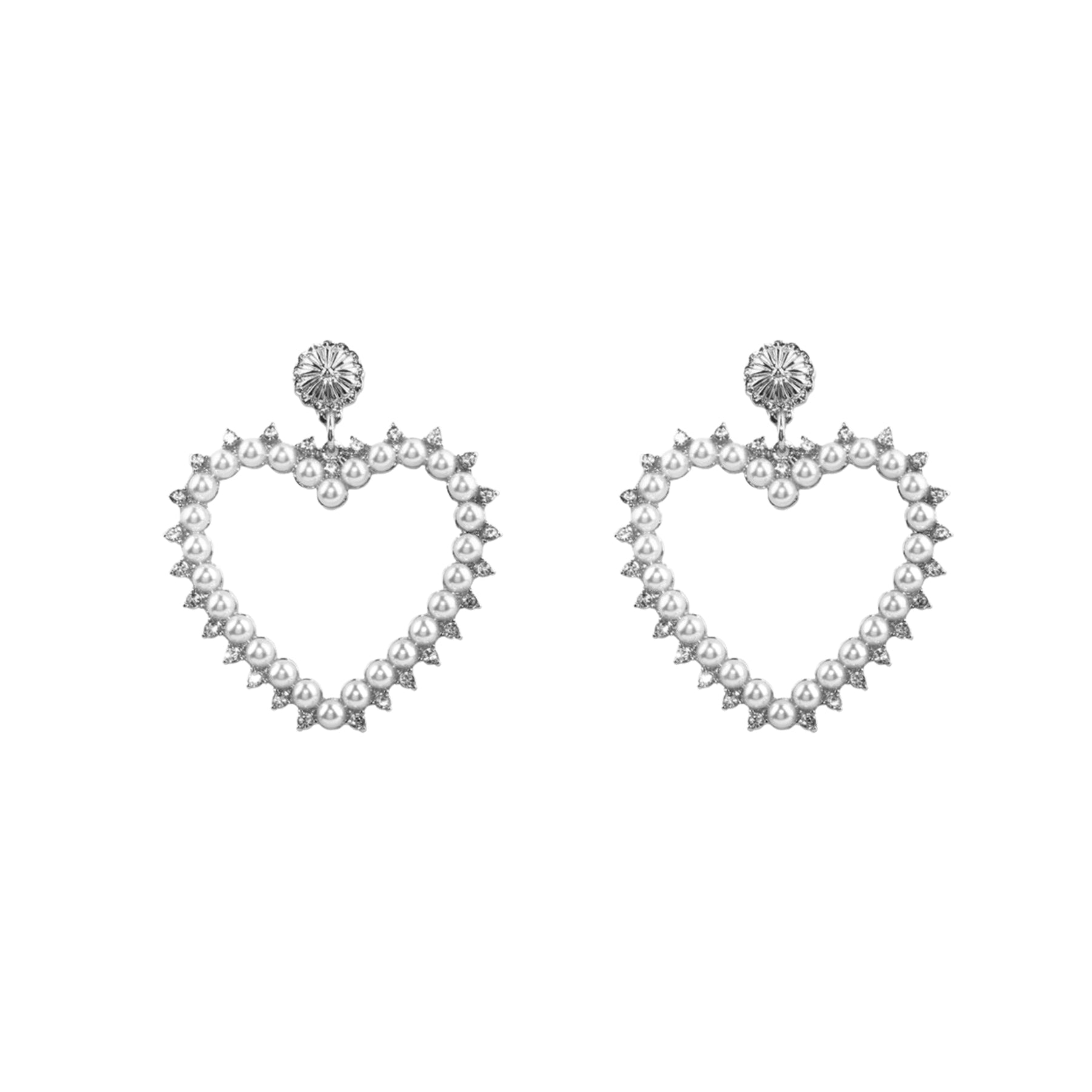 Elegant heart-shaped earrings featuring high-quality pearls, perfect for any occasion.