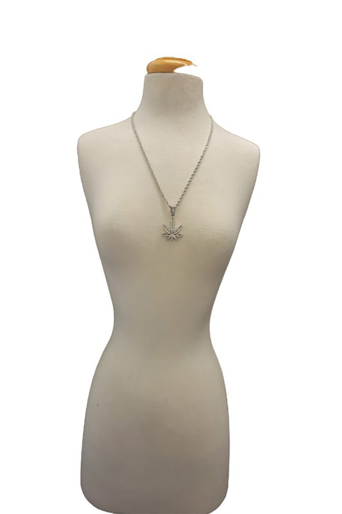 Hip Hop Iced Out Leaf Pendant Chain with 24-inch rope chain and lobster clasp, featuring a sparkling leaf design.