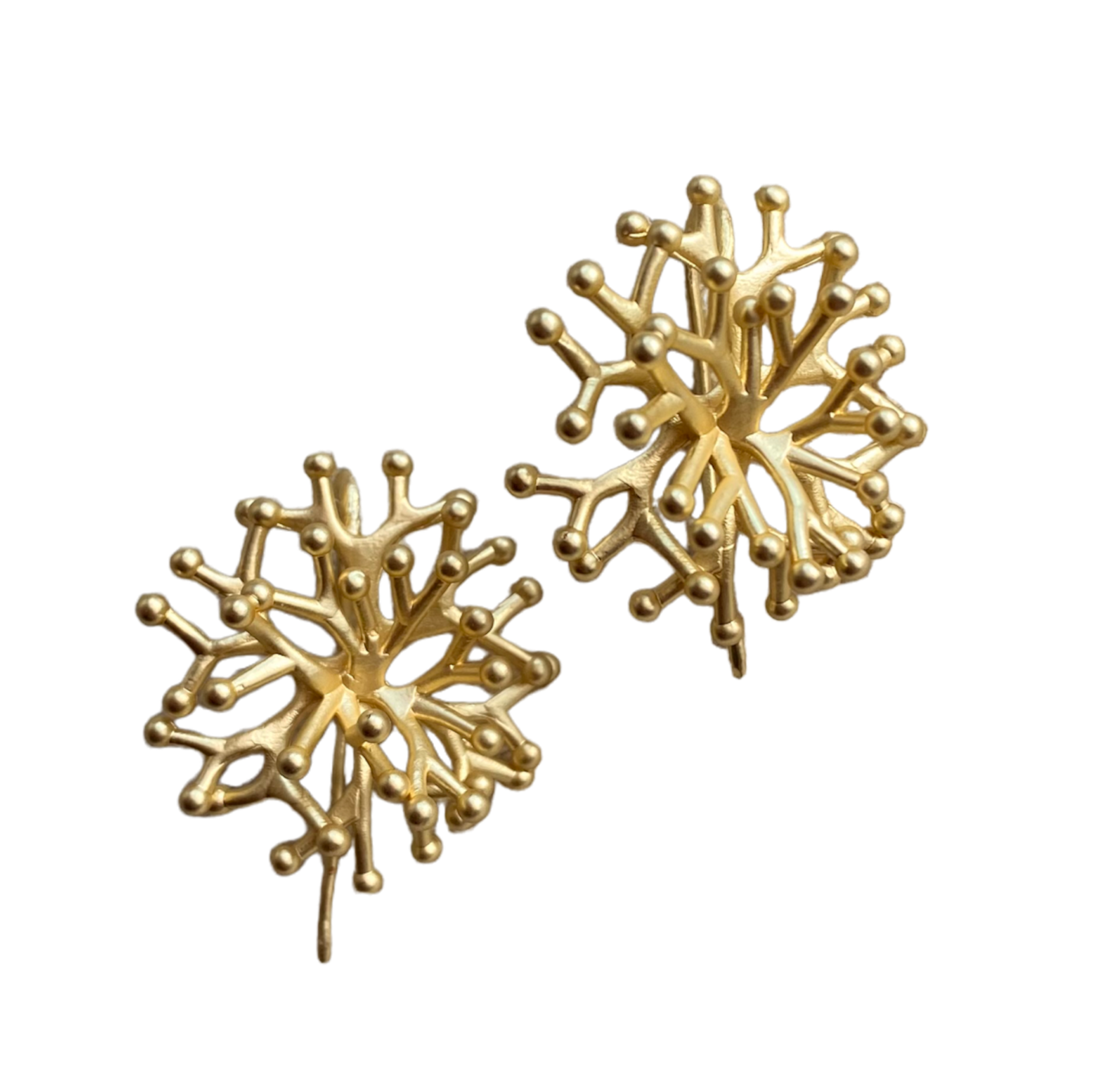 LAPILLI EARRINGS featuring a round coral-like design in gold tone metal, inspired by Sicilian sea beauty.