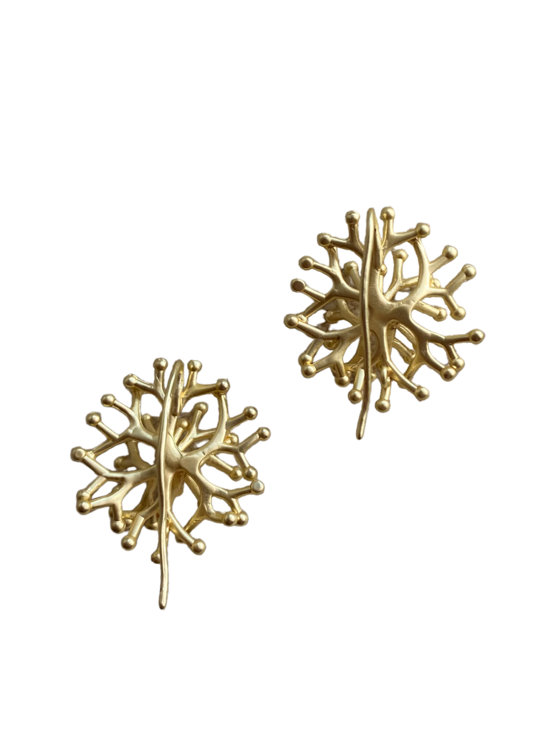 LAPILLI EARRINGS featuring a round coral-like design in gold tone metal, inspired by Sicilian sea beauty.