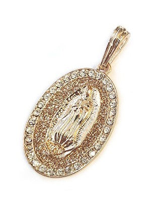 Elegant Medal Pendant Necklace with oval crystal detail, featuring a 1.75" x 1" pendant and 30" length chain.