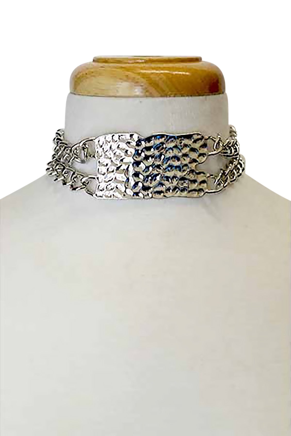 Metal Accent Thick Chain Choker Necklace Set featuring a thick chain and metal accents, adjustable length with lobster claw clasp.