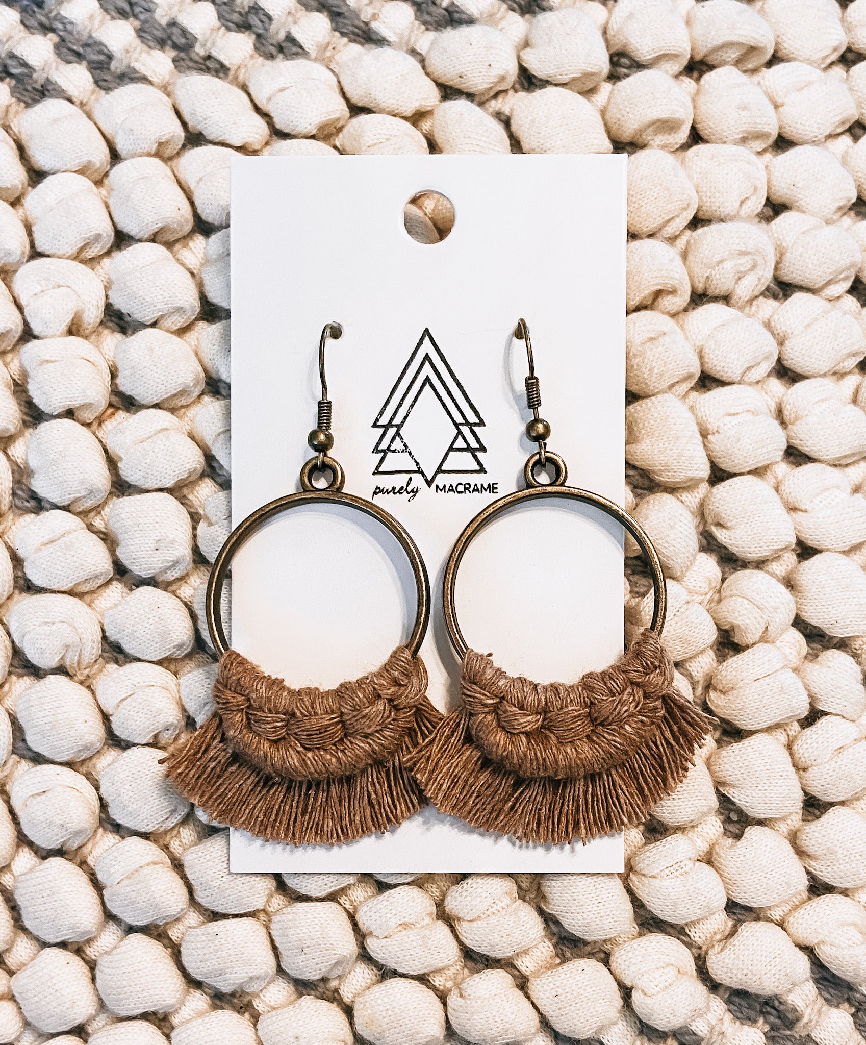 Elegant Mocha Round Earrings made from 100% macrame cotton, featuring a lightweight and hypoallergenic design.