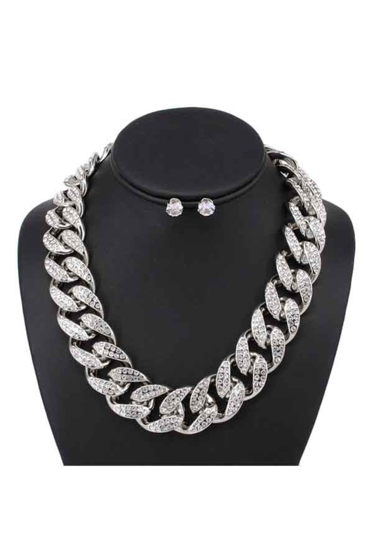 Elegant Necklace Set Chain Full Crystal with sparkling crystals and lobster claw clasp.