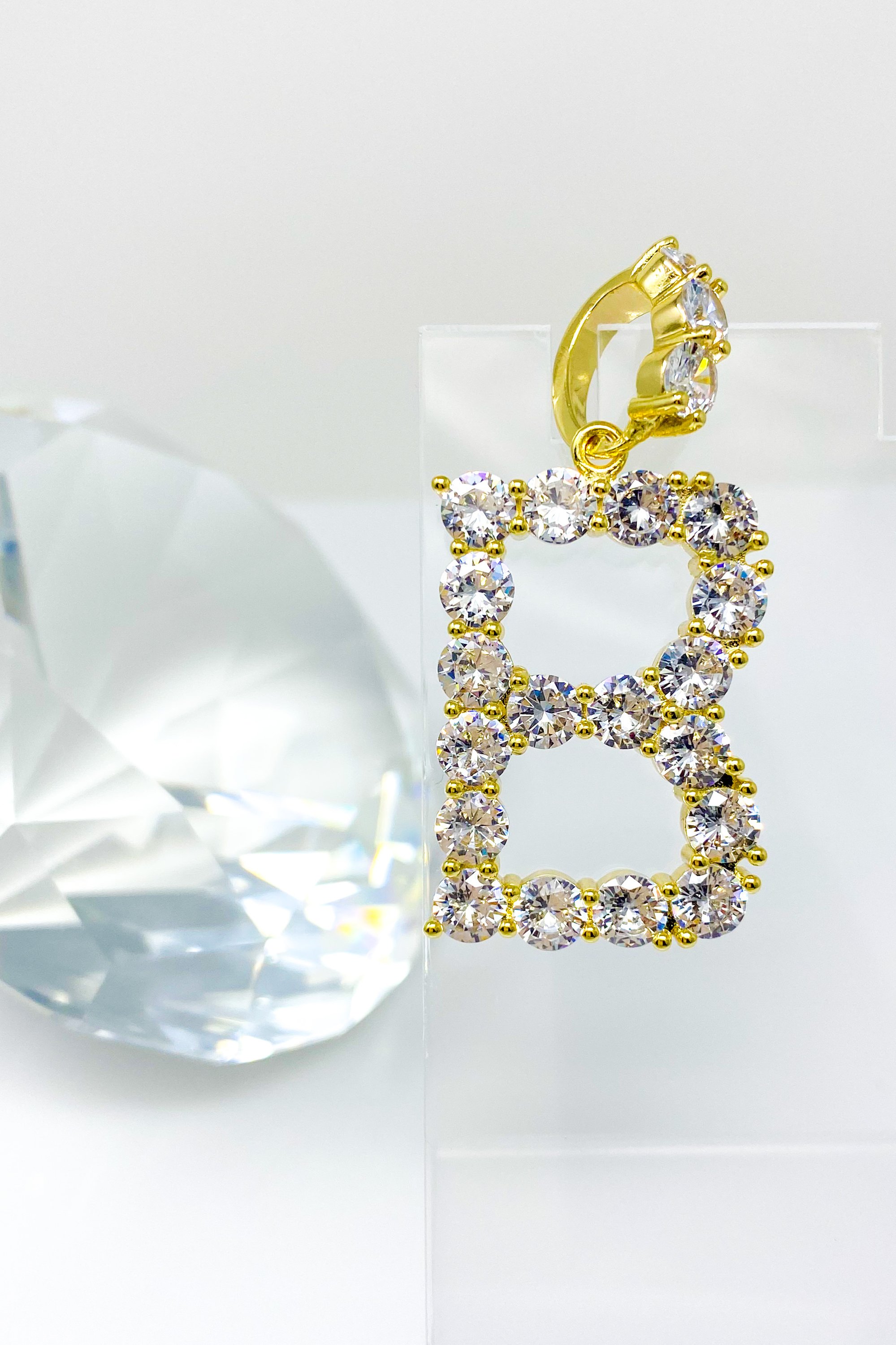 So Icy Printed Letter Pendant in gold plating, showcasing its stylish design and quality craftsmanship.