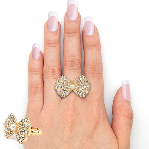 A stunning ribbon rhinestone stretch ring featuring a sparkling design, perfect for any occasion.